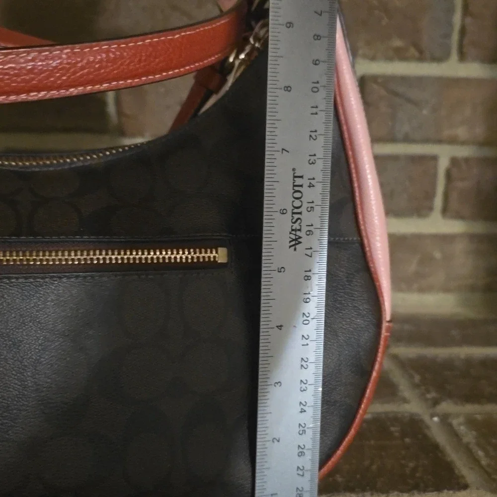 COACH EAST/WEST HARLEY HOBO IN COLORBLOCK SIGNATURE CANVAS